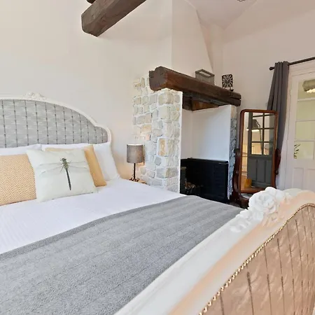 Holiday home Petit Murier *